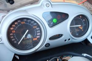 MOTO BMW F 650 CS 