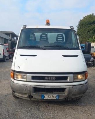IVECO DAILY 35 2.8D GEMELLATO - 3 POSTI