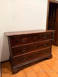 Canterano emiliano inizio 700 noce in radica
