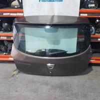 portellone posteriore Dacia Sandero stepway 2020
