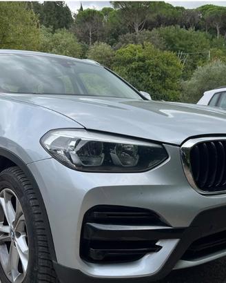 BMW X3 sDrive18d Business Advantage Automatica