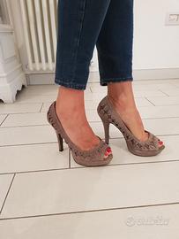 Scarpe donna color tortora tacco cm.12