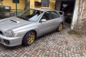 Subaru impreza wrx 2.0
