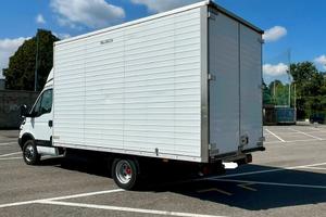 Iveco daily cassone