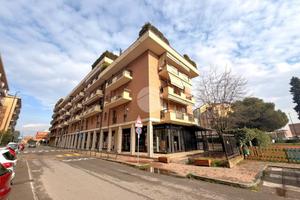 4 LOCALI A RIVALTA DI TORINO