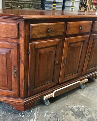 credenza con alzata