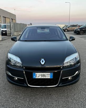 Renault Laguna 2.0 dCi 150CV 4Control