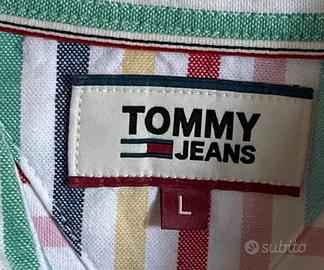 Camicia a righe colorate