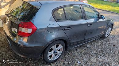 BMW 118d 2005 122 CV 5 porte 190000 km