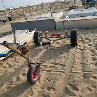 Carrello da spiaggia per moto d'acqua