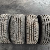 4 gomme Pirelli  invernali da 20”