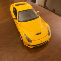 Modellino ferrari