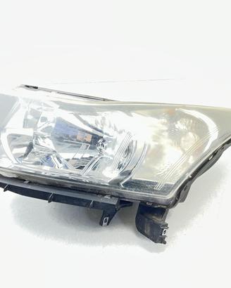 FARO ANTERIORE SINISTRO CHEVROLET Cruze Berlina 42