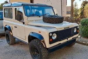 Land Rover 90 19j  anno 1989