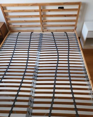Letto matrimoniale IKEA TARVA 160x200 con rete