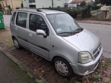 Opel Agila