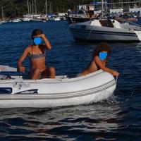 Tender con motore elettrico