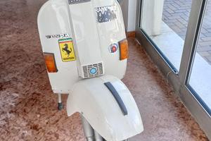 Vespa PX 125