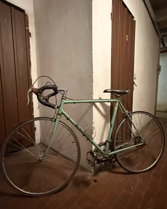 Bicletta da corsa bianchi anni 70 lattementa