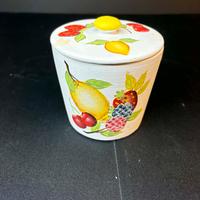 Barattolo con coperchio dipinto a mano