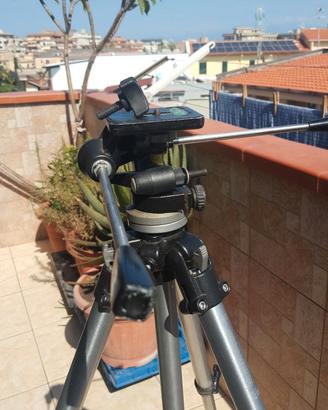 treppiede  per macchine fotografiche e cineprese
