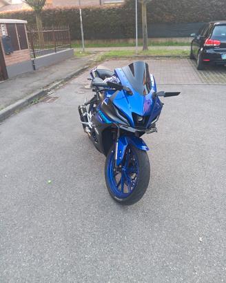 YAMAHA R125