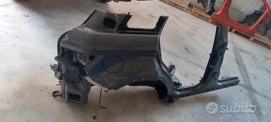 lamierato fiancata posteriore land rover evoque 18