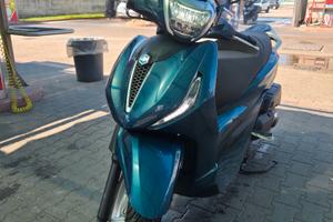 Beverly  400hp anno 2005