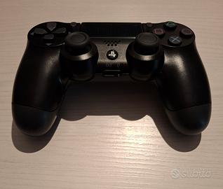 Controller ps4 Con cavetto e Libretto d'istruzioni