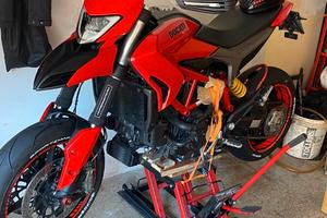 Ducati hipermotard 939