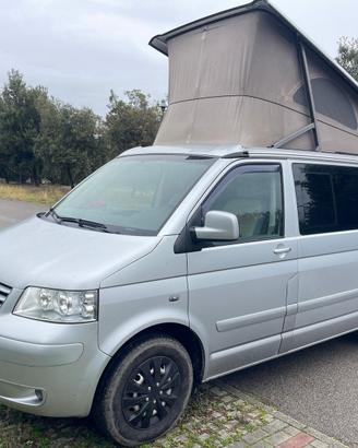 Volkswagen T5 California 2,5 TDI