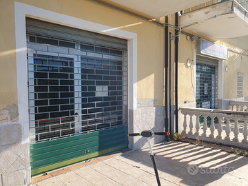 Locale commerciale 90mq