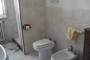 Casa indipendente centro mare pesaro di 276mq comm