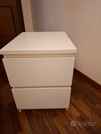 comodino 