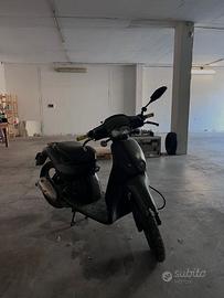 Scarabeo piaggio 350€