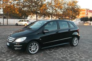 Mercedes B 180 CDI Automatic Full 2011