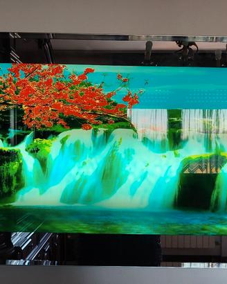 Quadro specchio illuminato con acqua in movimento