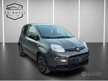 Fiat Panda 1.0 FireFly S&S Hybrid Red 05/2022