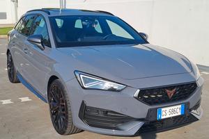 leon cupra hybrid 245 cv