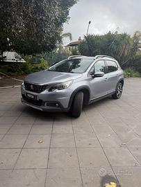 Peugeot 2008 BlueHDi 100 Allure