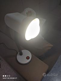 lampada da tavolo snodabile 