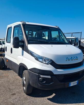 Iveco 35C12 6+1