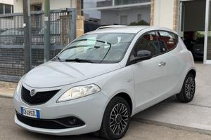 Lancia Ypsilon 1.2 69 CV GPL Ecochic Gold-2021