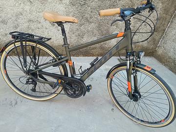 BICI DA 28 DA TREKKING  MARCA SCOTT