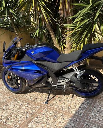 YAMAHA YZF-R125