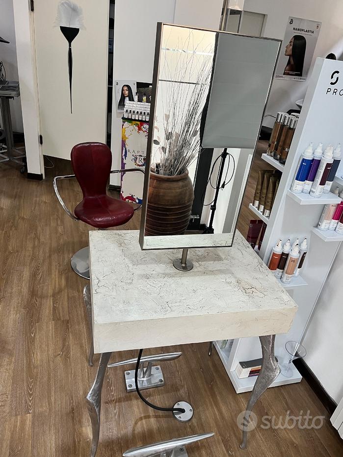 Poggiapiedi parrucchiere Mobili usati