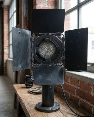 Faro Professionale Mizar MK 2 - Vintage Lighting