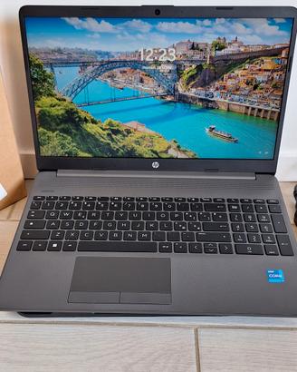HP 250 G9 15.6 