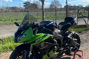 Kawasaki ninja zx6r a2