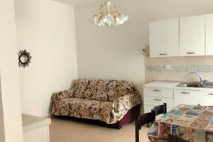 Nuovo ben arredato climatizzato in centro